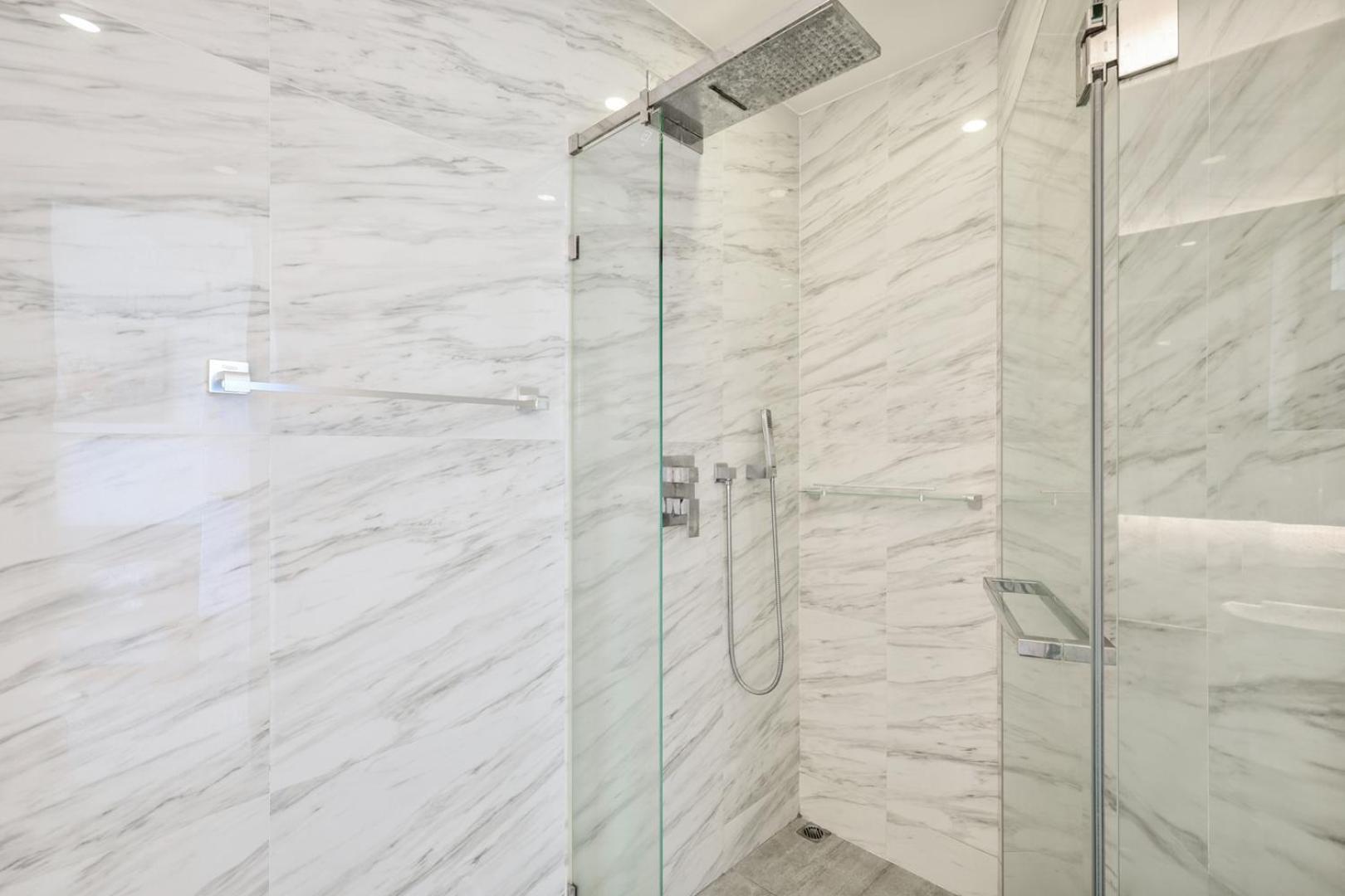Oceana Sea View Apartments - شاطئ كامالا المظهر الخارجي الصورة